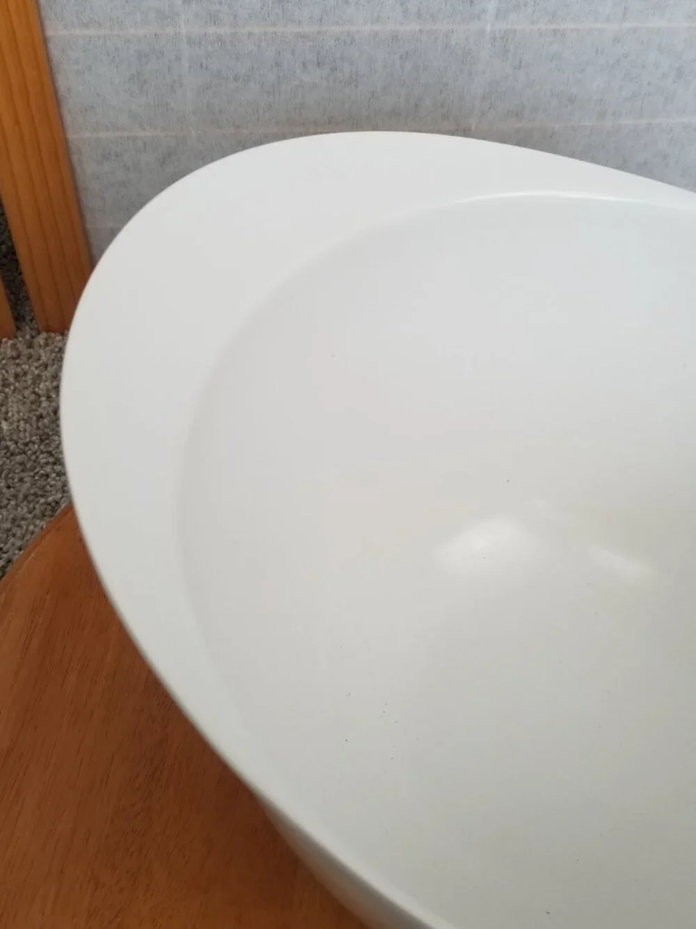 Williams Sonoma White Melamine Bowl with Spout 4 QT Mixing Batter Bowl